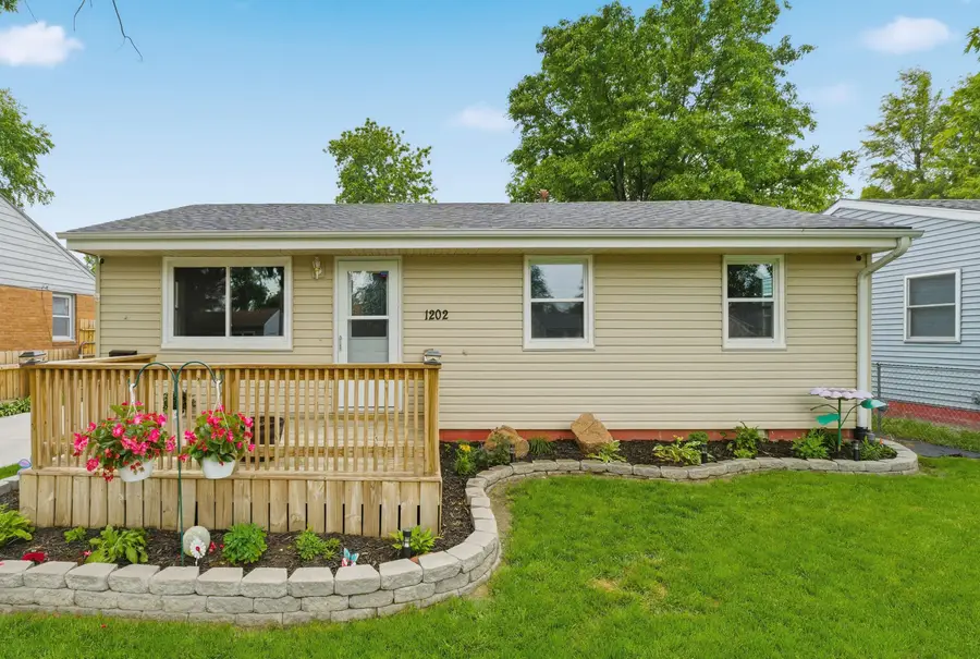 1202 Silver Lane, Carter Lake, IA 51510 - #2