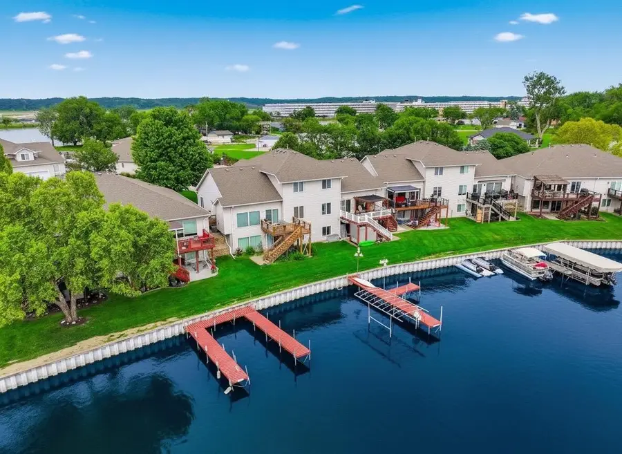 1070 Waters Edge Court, Carter Lake, IA 51510 - #3