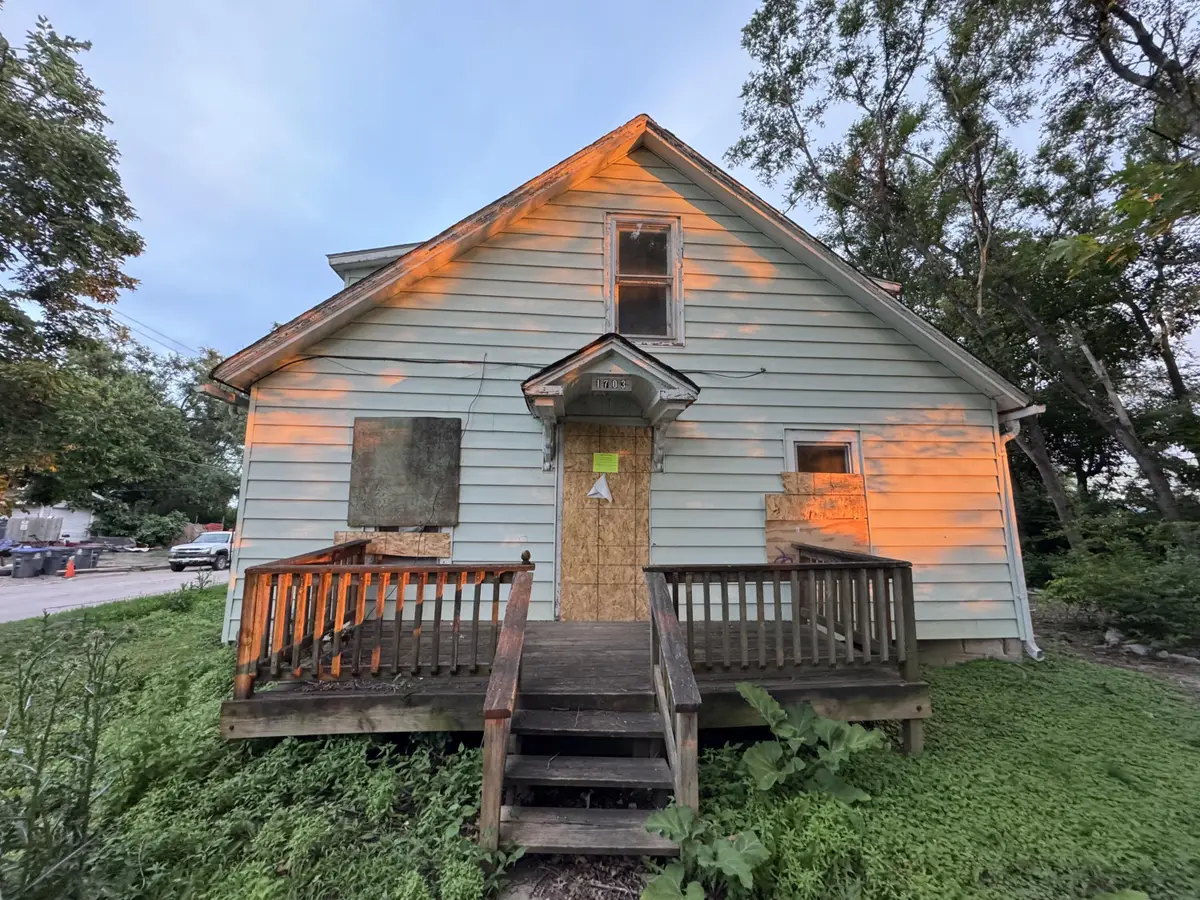 1703 15th Avenue, Council Bluffs, IA 51501 - #1