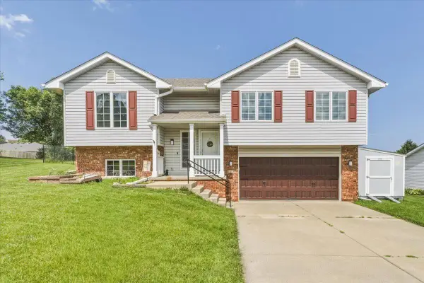 112 Dodds Circle, COUNCIL BLUFFS, IA 51503