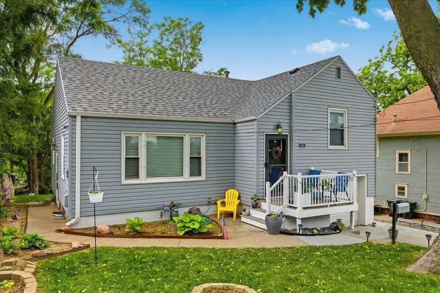 344 Frank Street, Council Bluffs, IA 51503 - #2