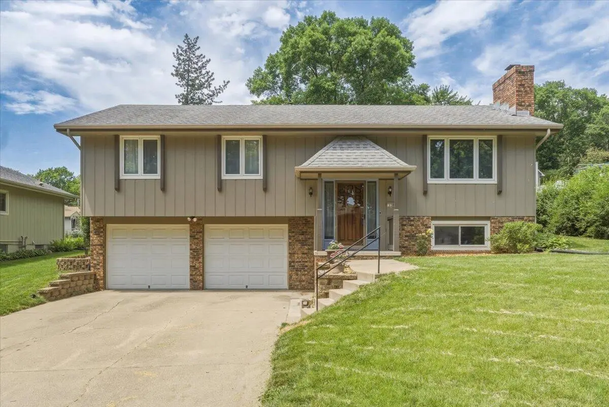 118 Upland Drive, Council Bluffs, IA 51503 - #1