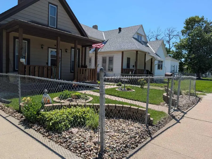 1925 5th Avenue, Council Bluffs, IA 51501 - #2