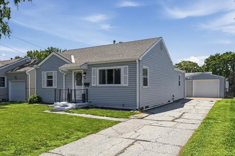 1016 Pine Street, Council Bluffs, IA 51501 - #2