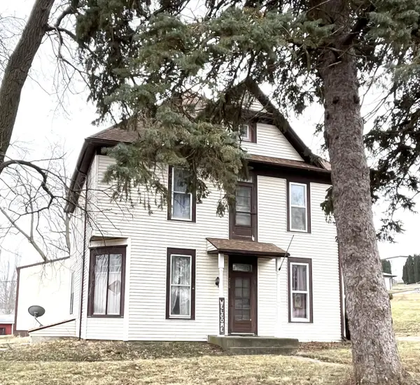 210 Main Street, PERSIA, IA 51563