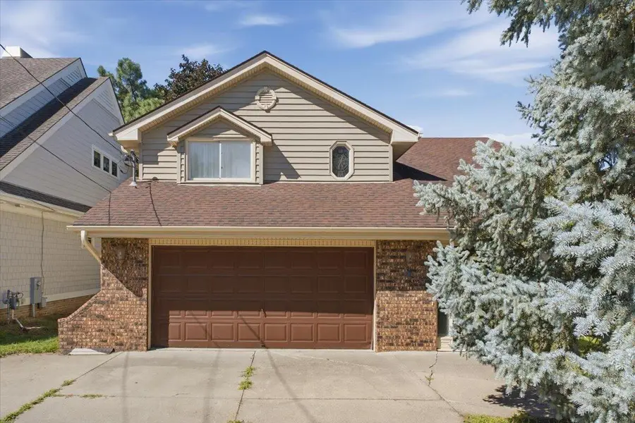 5226 Navajo Street, Council Bluffs, IA 51501 - #2