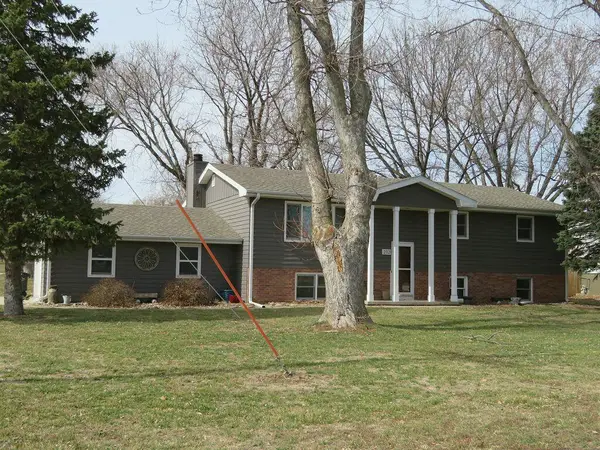 212 Charles Drive, UNDERWOOD, IA 51576