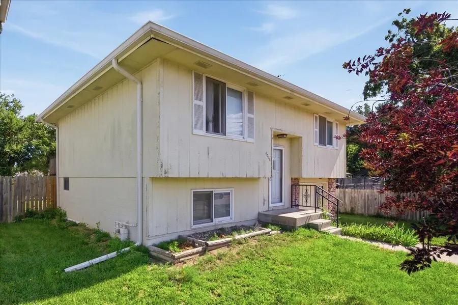 4016 Avenue C, Council Bluffs, IA 51501 - #3