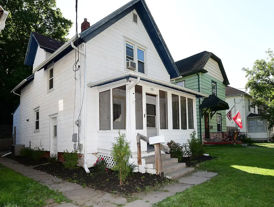 355 Lincoln Avenue, Council Bluffs, IA 51503 - #3