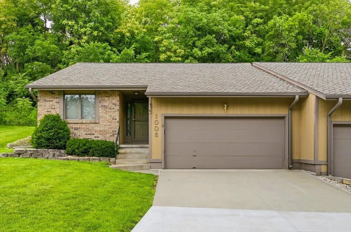 1006 Arbor Ridge Circle, Council Bluffs, IA 51503 - #1