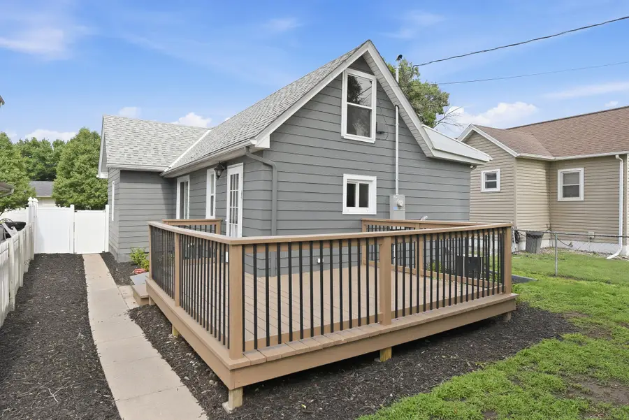 2111 S 10th Street, Council Bluffs, IA 51501 - #3