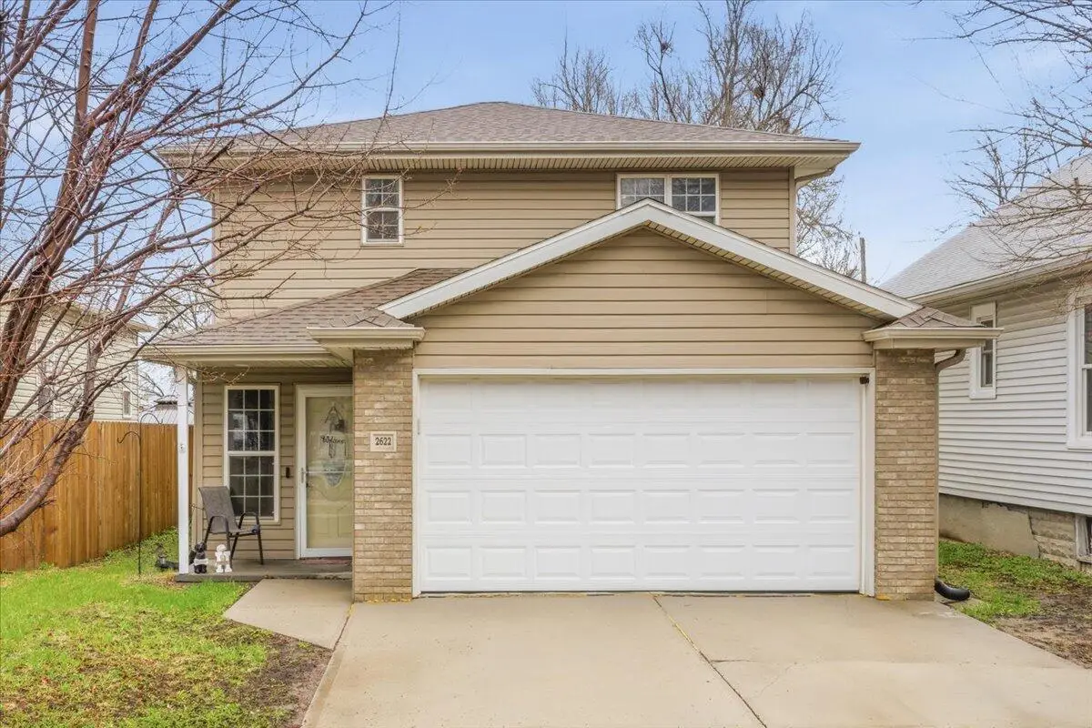 2622 3rd Avenue, Council Bluffs, IA 51501 - #1