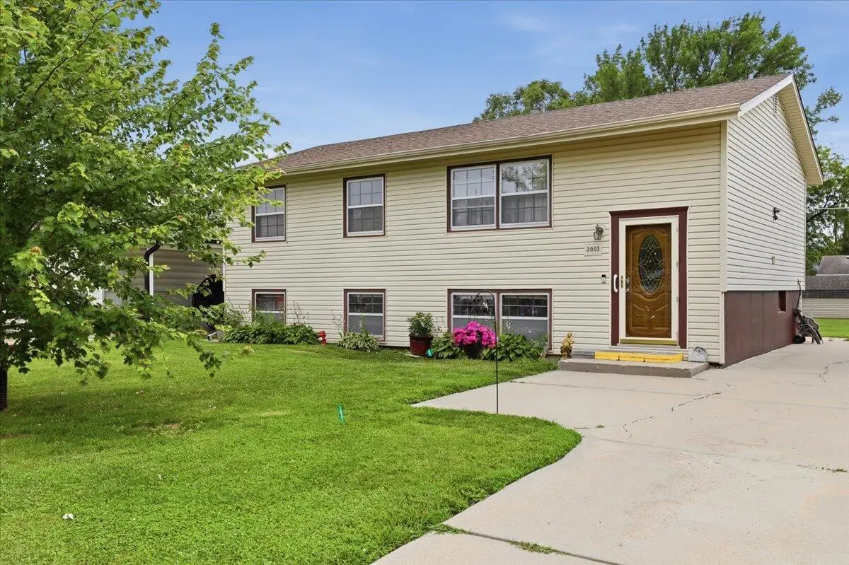 3003 Rawlins Drive, Council Bluffs, IA 51501 - #1