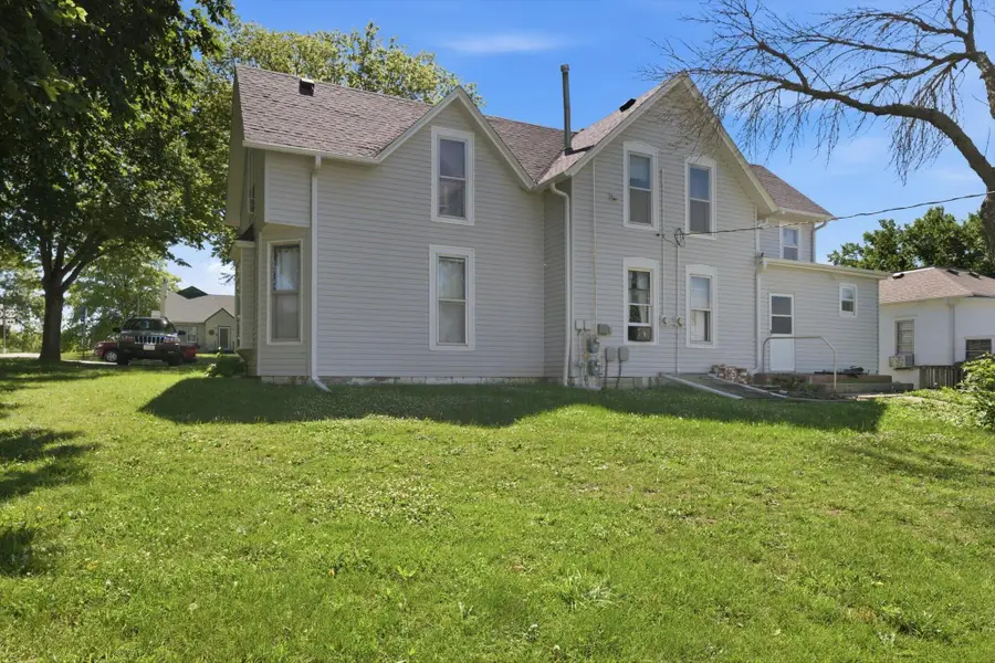 152 S Walnut Street, Avoca, IA 51521 - #2