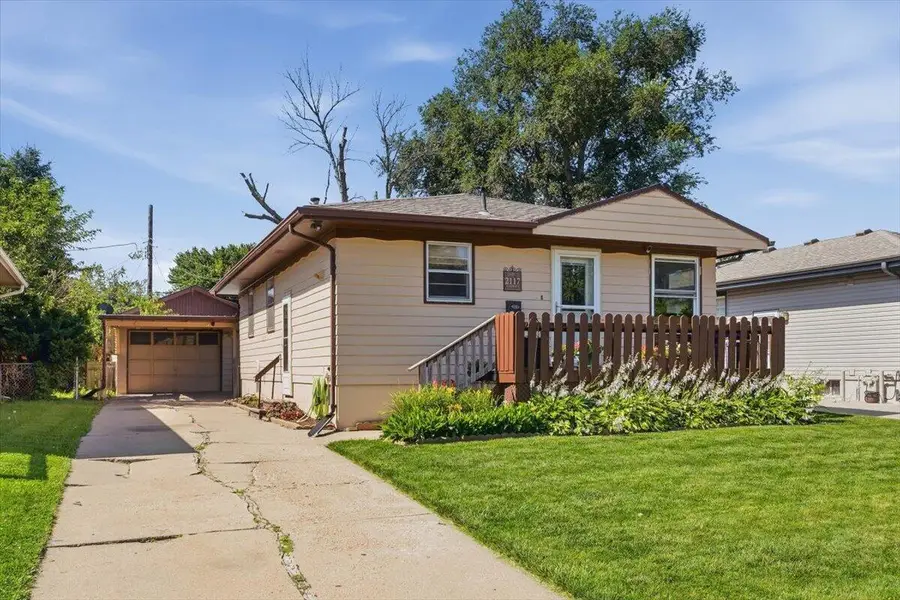 2117 Avenue L, Council Bluffs, IA 51501 - #3