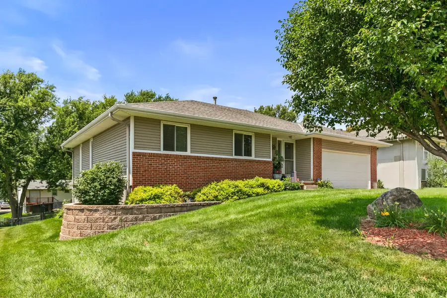 1905 Woodfield Drive, Red Oak, IA 51566 - #2