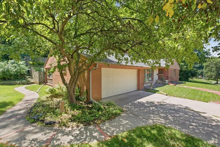 205 Keeline Avenue, Council Bluffs, IA 51503 - #2