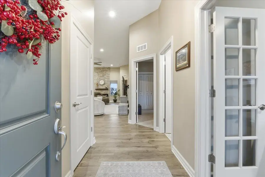 5248 Carriage Road, Council Bluffs, IA 51501 - Image #2