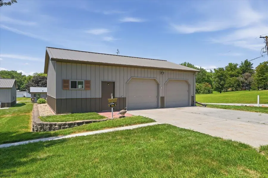 204 N East Street, Henderson, IA 51541 - #2