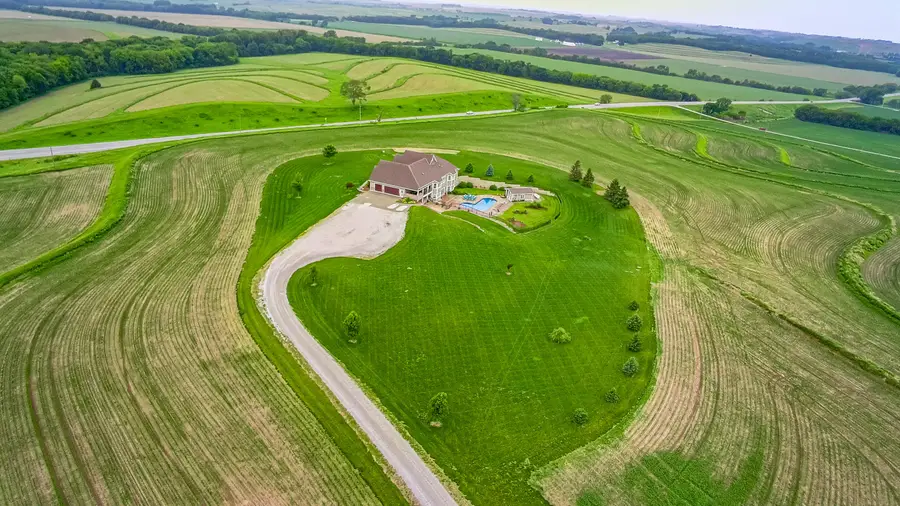 58754 310th Street, Malvern, IA 51551 - #2
