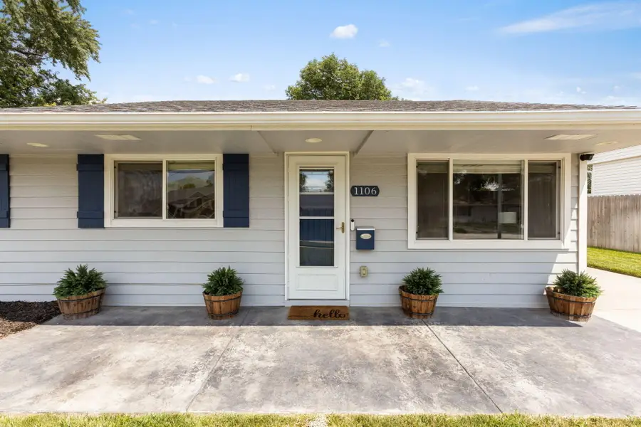 1106 Dorene Boulevard, Carter Lake, IA 51510 - #2
