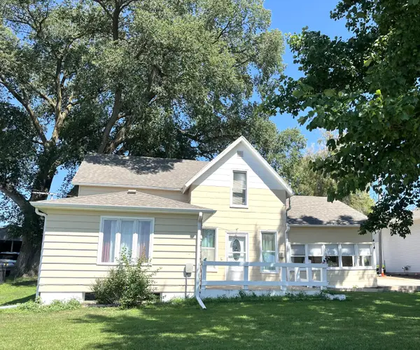 404 Pearl Street, NEOLA, IA 51559