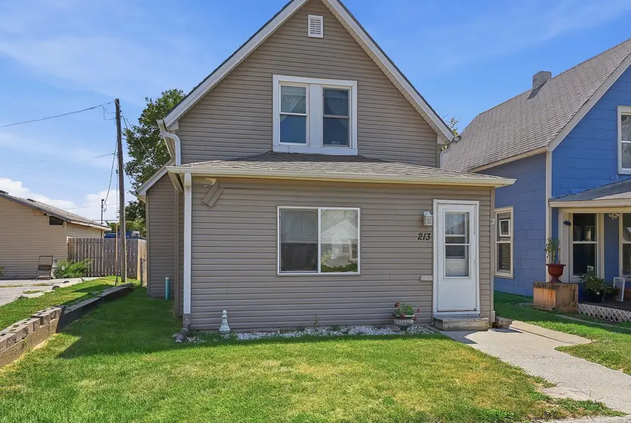 213 16th Avenue, Council Bluffs, IA 51503 - #2