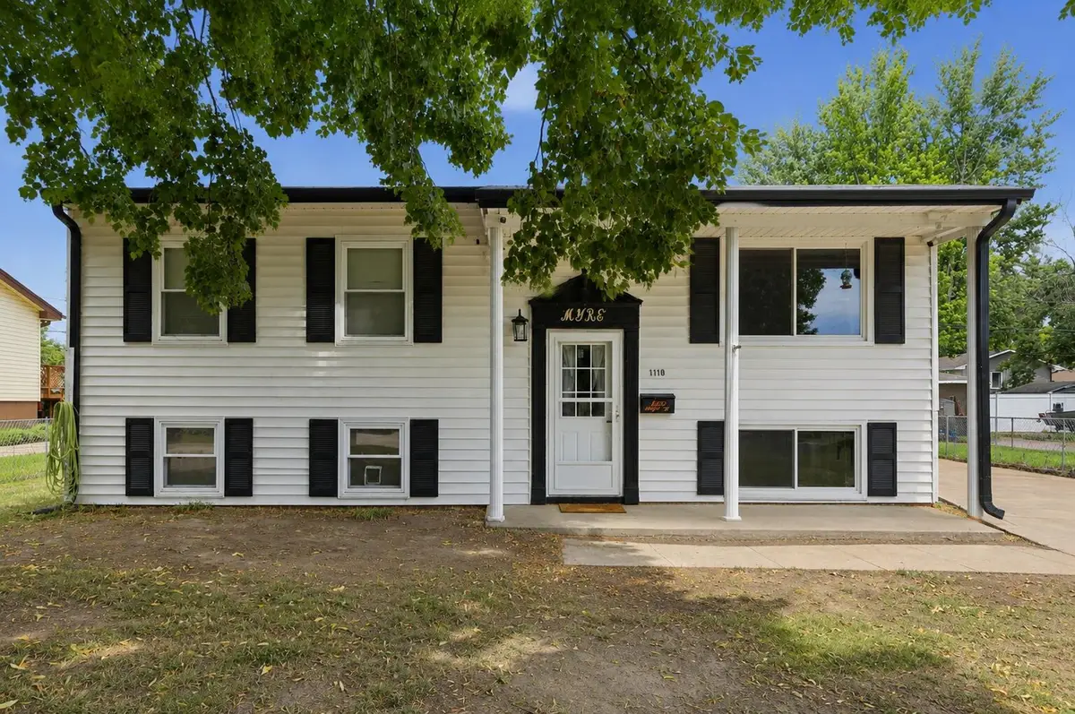 1110 Mayper Drive, Carter Lake, IA 51510 - #1
