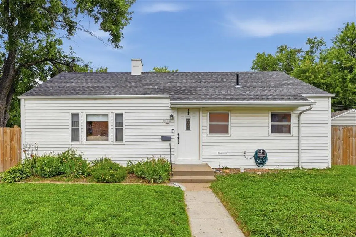 2644 Avenue G, Council Bluffs, IA 51501 - #1