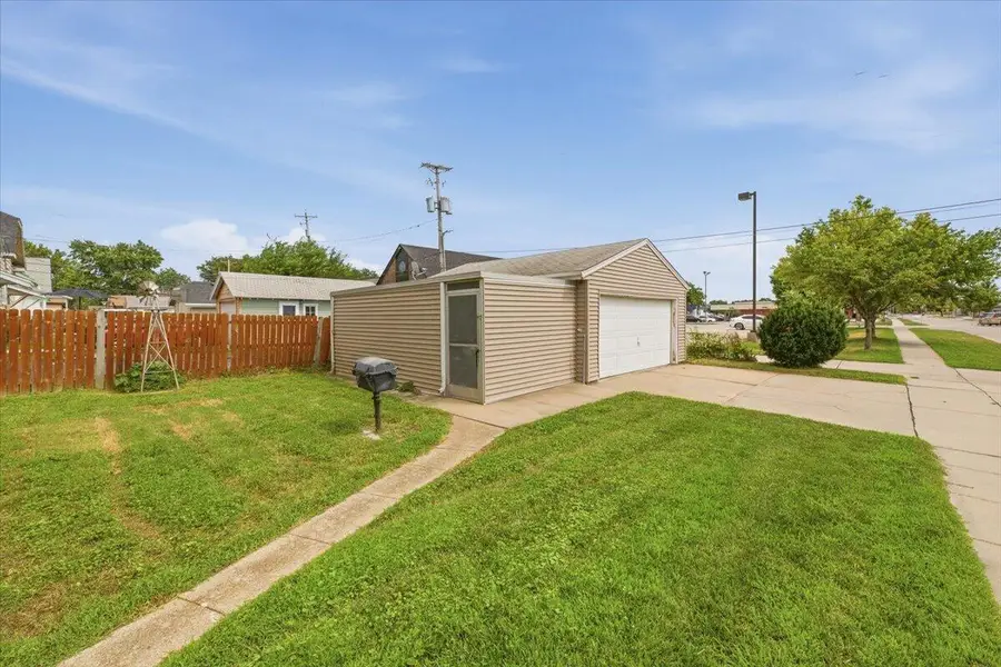 2657 Avenue B, Council Bluffs, IA 51501 - #3