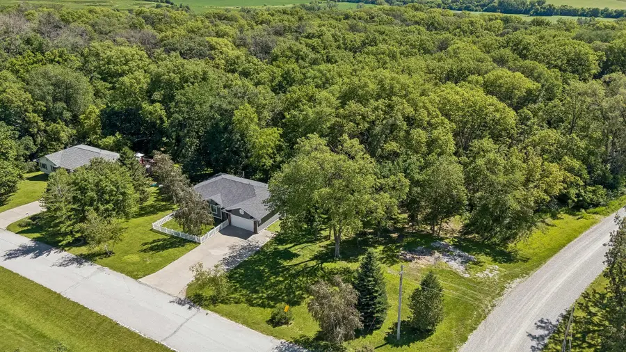 54971 Emerald Lane, Glenwood, IA 51534 - #3
