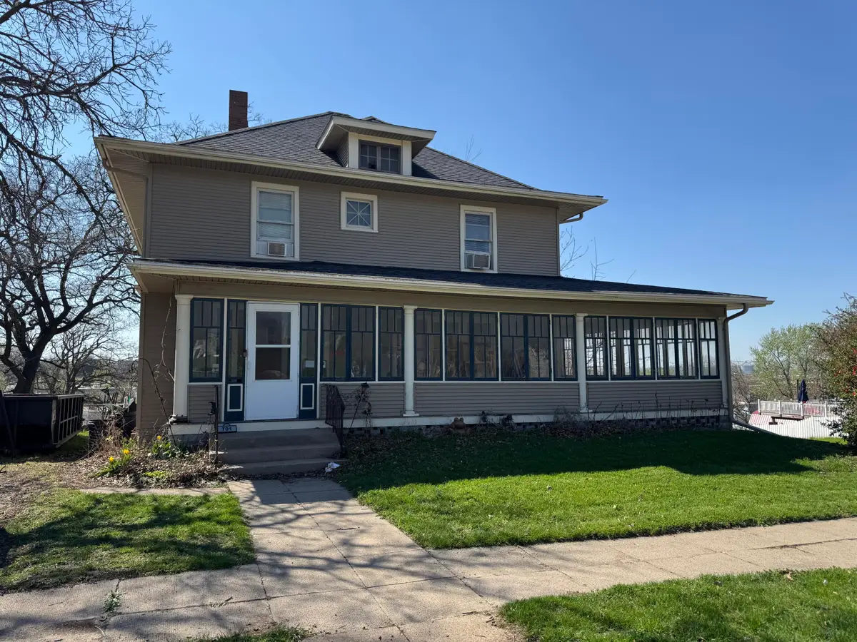 701 Maple Street, Atlantic, IA 50022 - #1