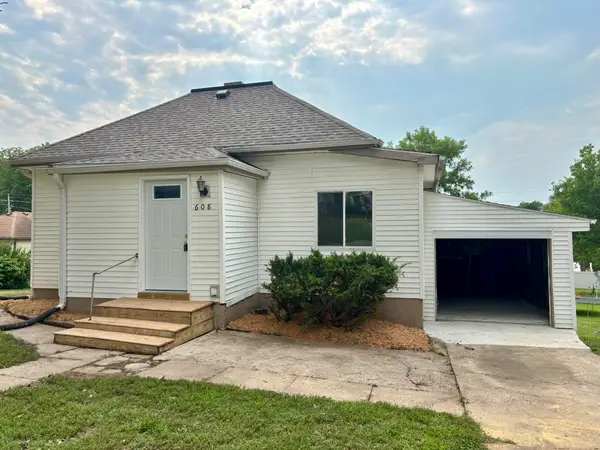 608 N Walnut Street, AVOCA, IA 51521