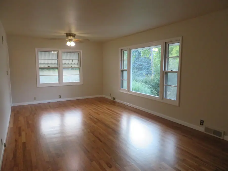 616 E Elm Street, Missouri Valley, IA 51555 - #3