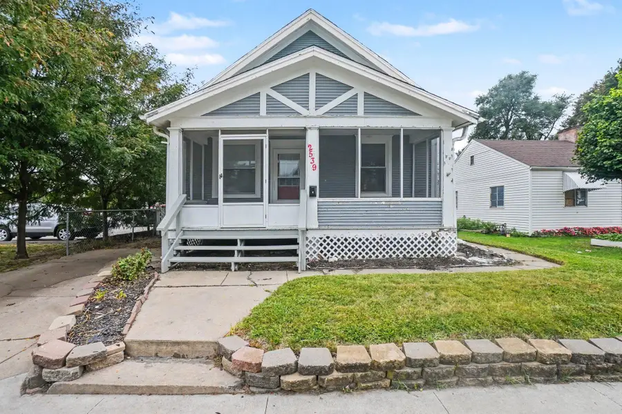 2539 Avenue A, Council Bluffs, IA 51501 - #2