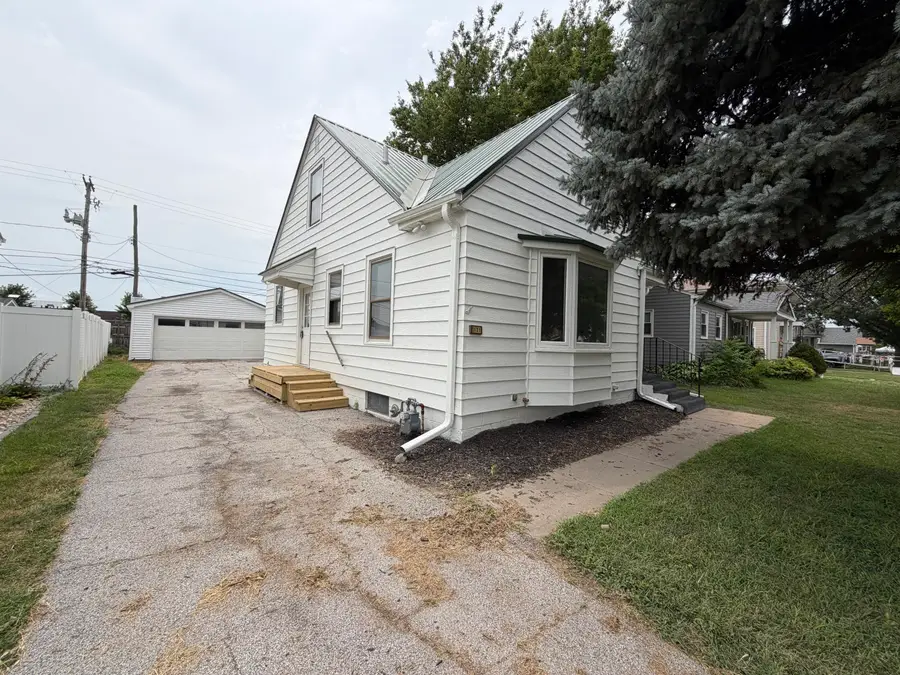 3131 Avenue A, Council Bluffs, IA 51501 - #3