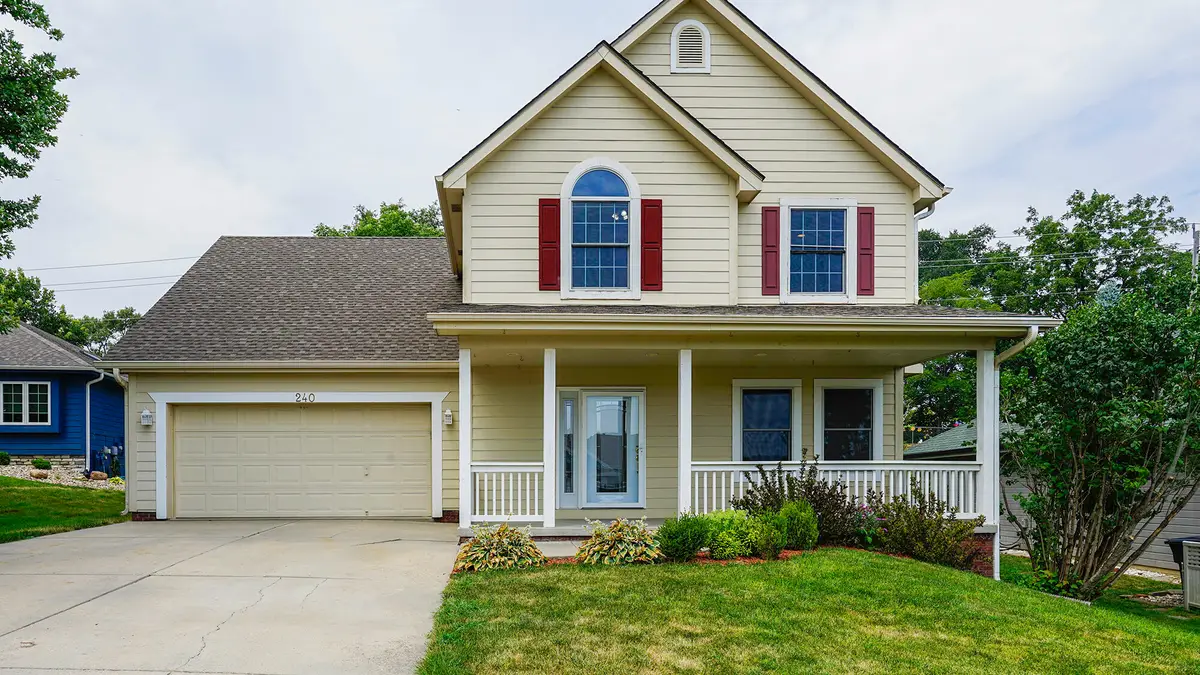 240 Canterbury Circle, Council Bluffs, IA 51503 - #1