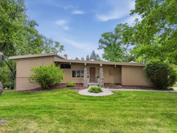 6 Prairie Hills Lane, COUNCIL BLUFFS, IA 51503