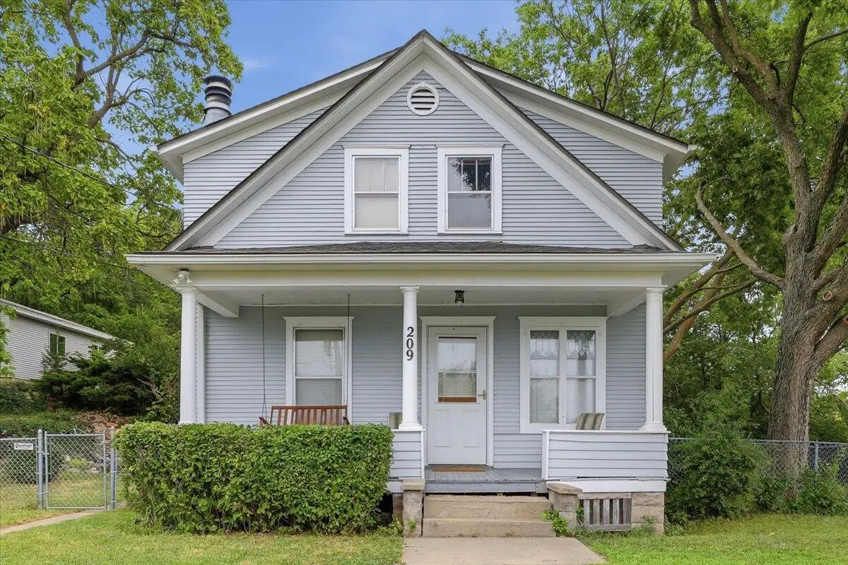 209 North Avenue, Council Bluffs, IA 51503 - #1