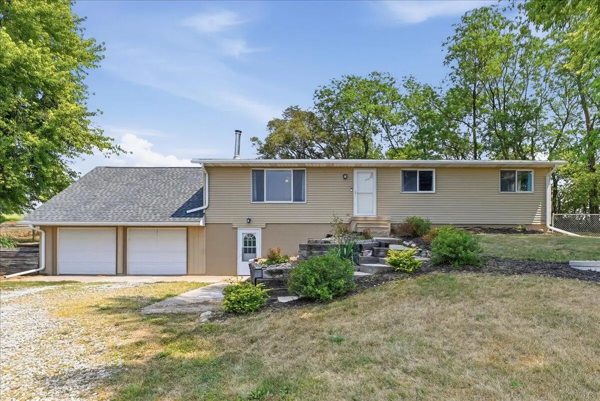 42122 Rosewood Road, Avoca, IA 51521 - #1