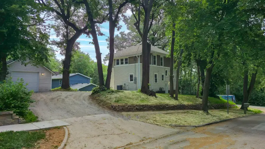 702 Lindberg Drive, Council Bluffs, IA 51503 - #2
