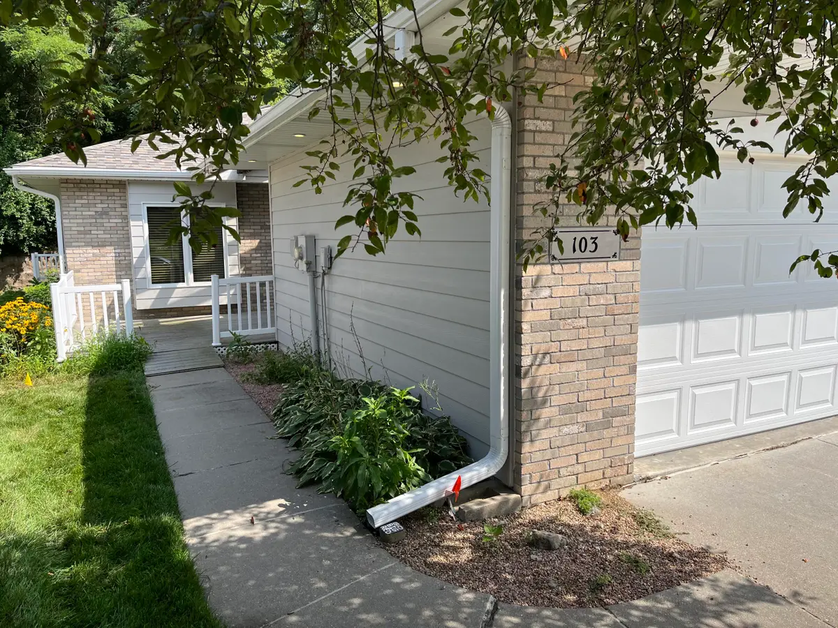 103 Mckenzie Circle, Council Bluffs, IA 51503 - #1