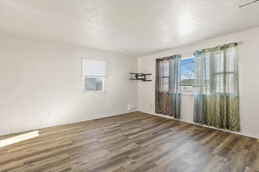 27 Kimberly Drive, Council Bluffs, IA 51503 - Image #2