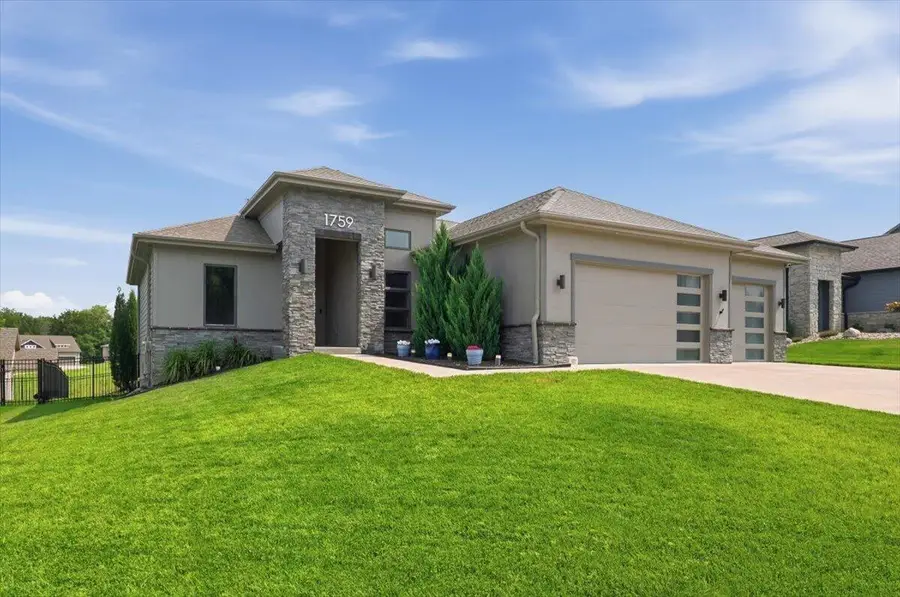 1759 Sycamore Street, Council Bluffs, IA 51503 - #2