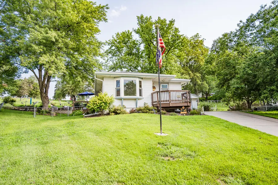 1033 N Walnut Street, Glenwood, IA 51534 - #2