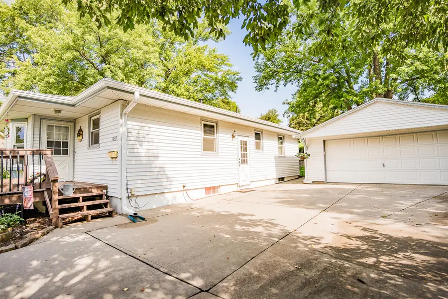 1033 N Walnut Street, Glenwood, IA 51534 - #3