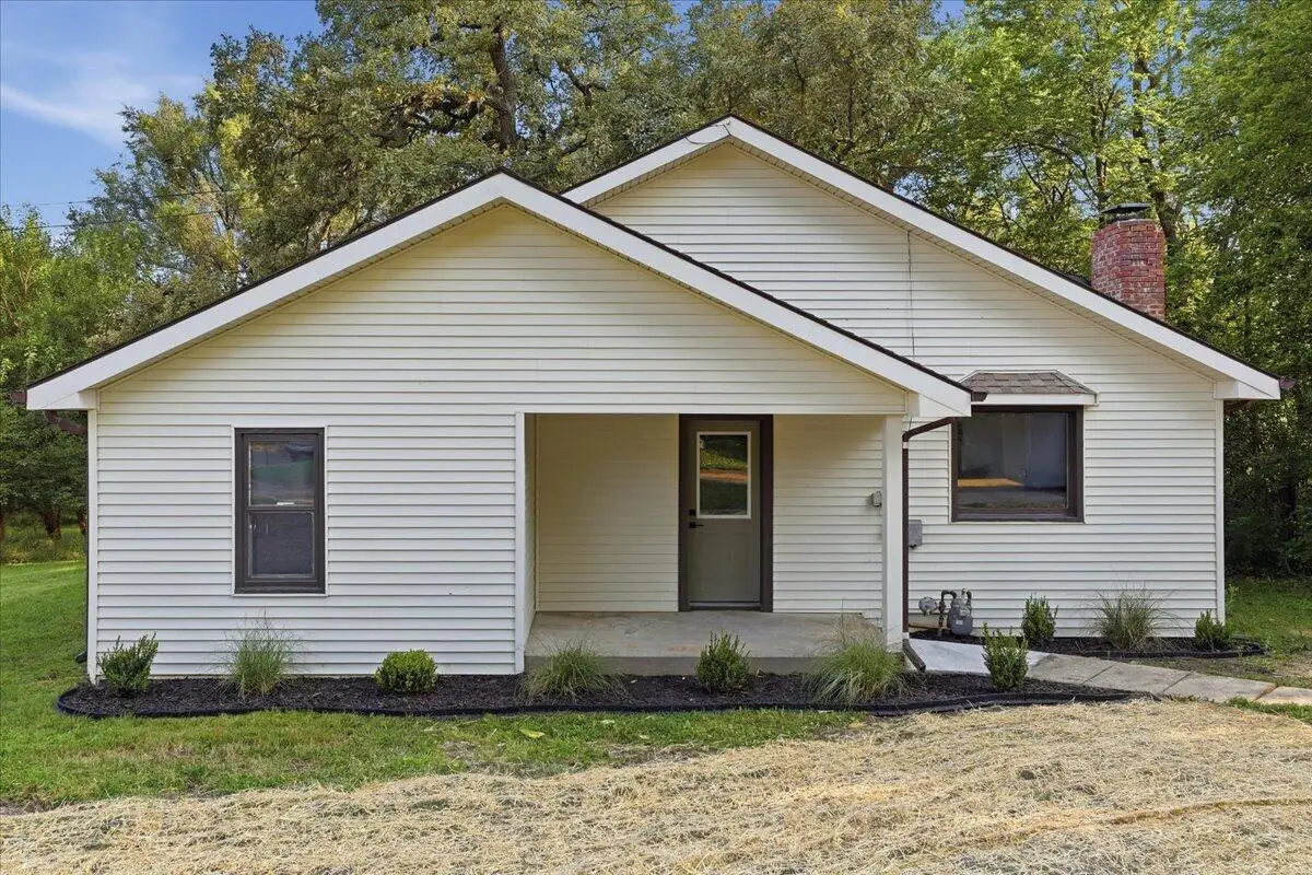 702 S 15th Street, Nebraska City, NE 68410 - #1