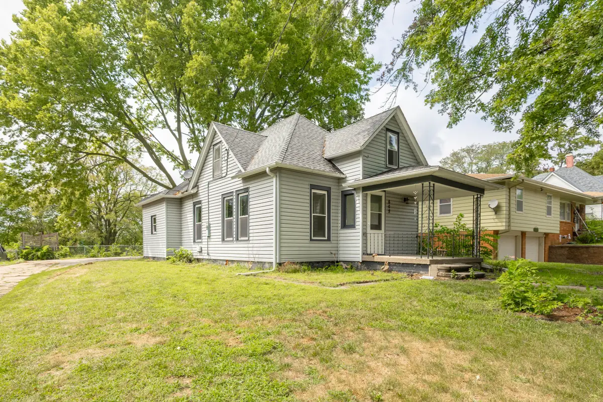 608 N Locust Street, Glenwood, IA 51534 - #1