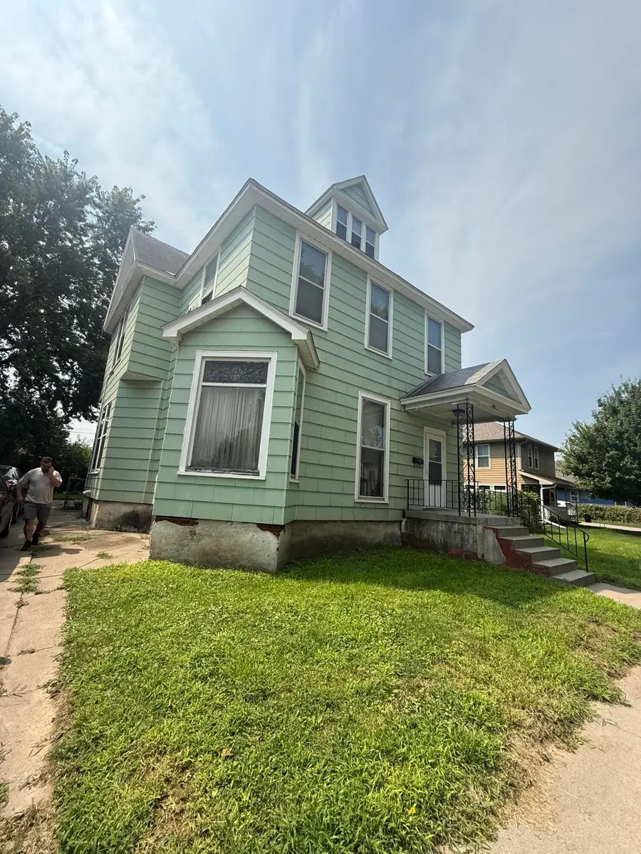 809 4th Avenue, Council Bluffs, IA 51501 - #3