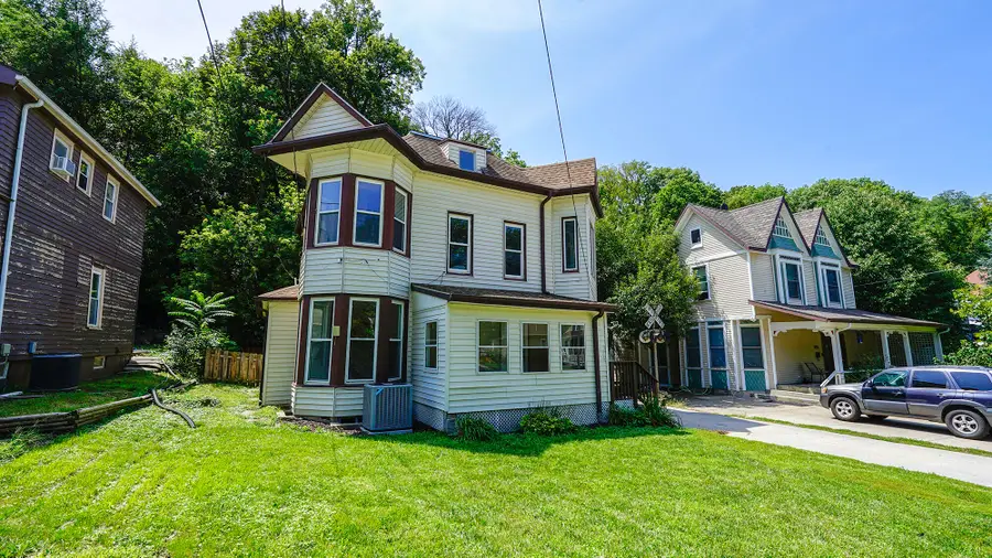 376 Lincoln Avenue, Council Bluffs, IA 51503 - #3